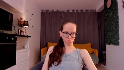 Snapshot of lynettebails chatting on February 2025 04:14:01 PM Sara online show from February 2025 04:14:01 PM