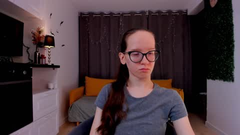 Snapshot of lynettebails chatting on February 2025 04:14:02 PM Sara online show from February 2025 04:14:02 PM