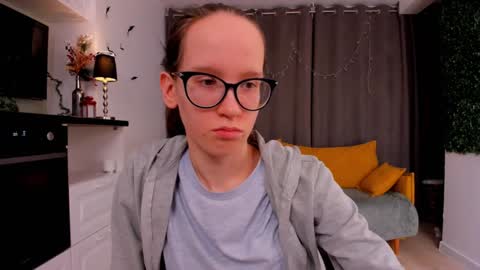 Snapshot of lynettebails chatting on February 2025 01:22:01 AM Sara online show from February 2025 01:22:01 AM