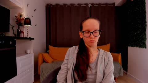 Snapshot of lynettebails chatting on February 2025 07:53:01 PM Sara online show from February 2025 07:53:01 PM