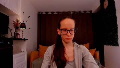 Snapshot of lynettebails chatting on February 2025 02:05:02 AM Sara online show from February 2025 02:05:02 AM