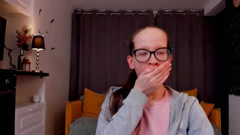 Snapshot of lynettebails chatting on February 2025 11:14:02 PM Sara online show from February 2025 11:14:02 PM