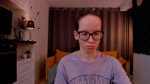 Snapshot of lynettebails chatting on February 2025 01:44:02 AM Sara online show from February 2025 01:44:02 AM