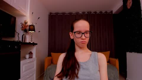 Snapshot of lynettebails chatting on February 2025 07:26:01 PM Sara online show from February 2025 07:26:01 PM