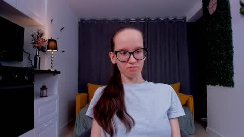 Snapshot of lynettebails chatting on March 2025 01:45:01 AM Sara online show from March 2025 01:45:01 AM