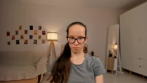 Snapshot of lynettebails chatting on March 2025 07:15:02 PM Sara online show from March 2025 07:15:02 PM