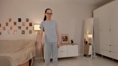 Snapshot of lynettebails chatting on March 2025 10:17:02 PM Sara online show from March 2025 10:17:02 PM