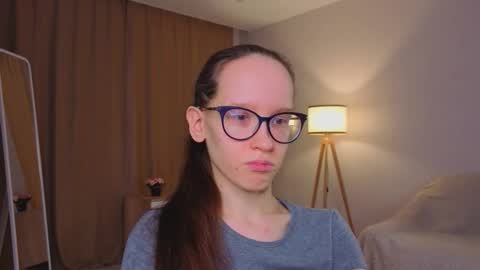 Sara online show from March 2026 04:09:01 PM