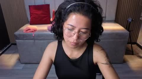 Snapshot of lynn_turner_ chatting on May 2026 01:19:01 PM lynn_turner_ online show from May 2026 01:19:01 PM
