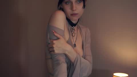 Snapshot of lynnabelow chatting on February 2025 11:11:02 AM Elisabet but for you just Elie 4 online show from February 2025 11:11:02 AM