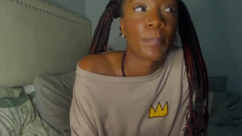 IVYGold online show from December 2024 01:26:02 AM