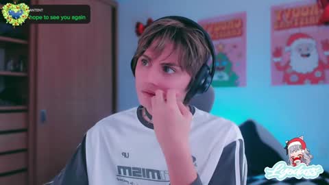 Snapshot of lyodass chatting on December 2024 08:43:01 PM Lyodass online show from December 2024 08:43:01 PM