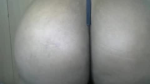 Snapshot of lyra102 chatting on May 2026 05:34:02 AM Lyra online show from May 2026 05:34:02 AM