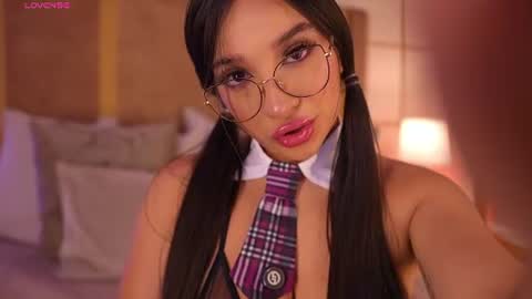 Snapshot of lyrabellini chatting on July 2026 11:06:01 AM online show from July 2026 11:06:01 AM