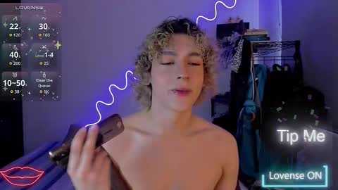 Lyric online show from November 2025 09:09:01 PM