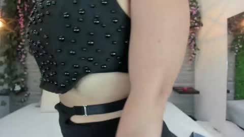 Snapshot of lysacollins20_ chatting on March 2026 04:22:02 PM Lysa online show from March 2026 04:22:02 PM