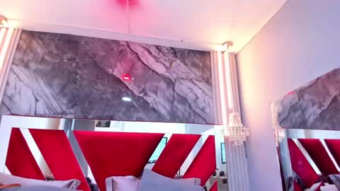 Snapshot of lysacollins20_ chatting on April 2026 01:41:02 PM Lysa online show from April 2026 01:41:02 PM