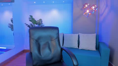 Lyssa  Everyday From 0700 to 1630 Col Time online show from February 2025 02:54:01 PM