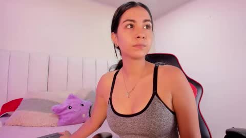 Lizzy smith  online show from September 2025 12:05:02 PM