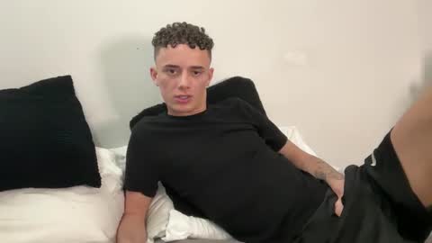 Snapshot of lz_britboy chatting on March 2026 03:11:01 PM NEW Leo lz britboy online show from March 2026 03:11:01 PM