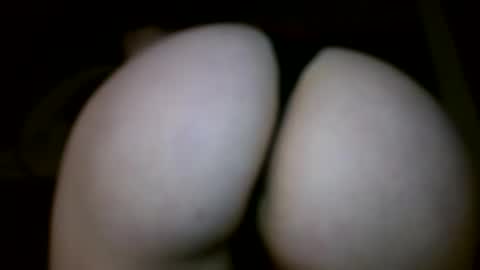 Snapshot of m0llyp0ppins chatting on April 2026 05:03:02 PM M0lly online show from April 2026 05:03:02 PM