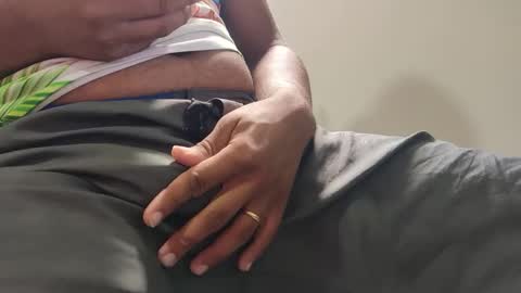 m0ren01995 online show from January 2026 11:12:01 AM