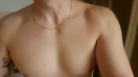 Snapshot of m1guele chatting on December 2024 07:51:01 PM Fucklover online show from December 2024 07:51:01 PM