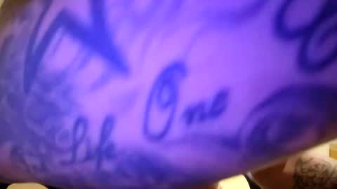 Snapshot of m1guele chatting on February 2025 04:28:02 AM Fucklover online show from February 2025 04:28:02 AM