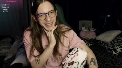 m1shq online show from February 2025 11:57:01 PM