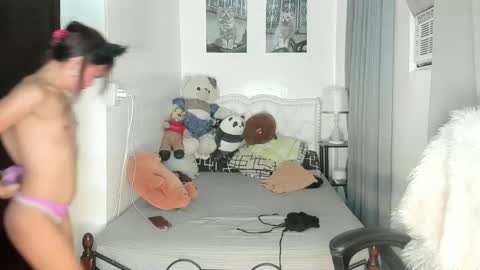 Cutie Yassie online show from December 2024 10:47:01 PM