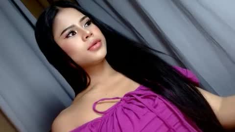 maddison online show from December 2025 12:01:02 PM