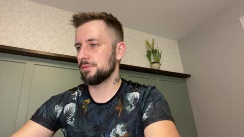 m_stephen online show from March 2026 03:17:01 AM