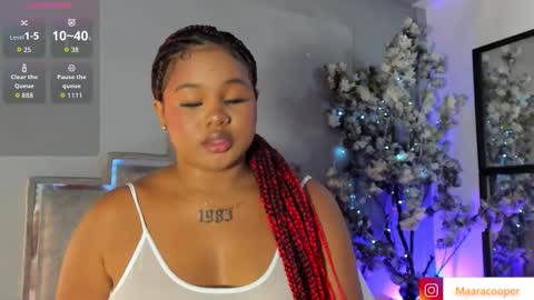 Maraacooper online show from October 2025 08:37:02 PM