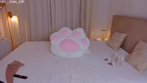 Mary online show from February 2026 10:06:01 PM