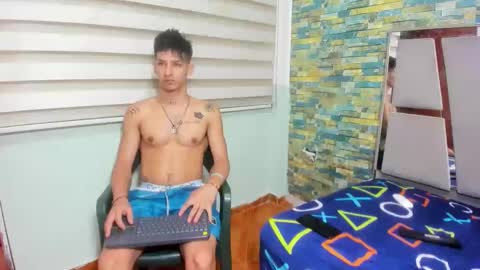 itgram pezlo josue online show from February 2025 12:58:01 PM