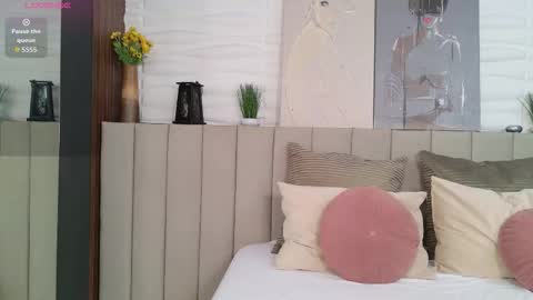 Mabel online show from March 2026 07:04:02 PM