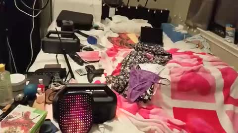 mac1119 online show from February 2026 03:55:02 AM