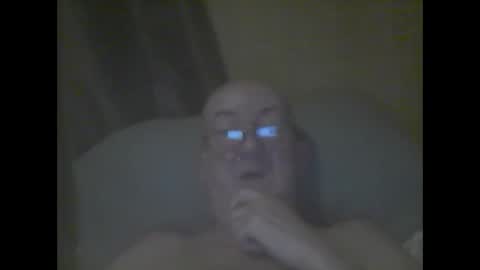 Snapshot of macbewdekan25 chatting on February 2025 03:45:02 PM macbewdekan25 online show from February 2025 03:45:02 PM