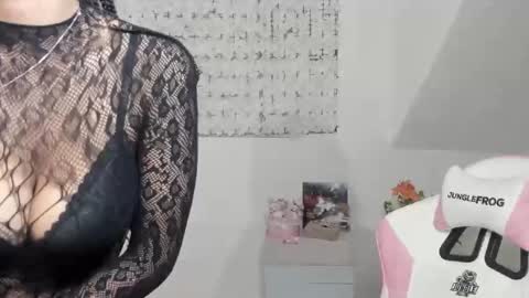 Mac Delice online show from March 2025 04:45:02 AM