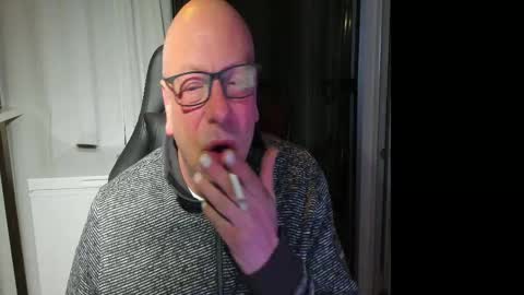 Andy online show from April 2026 12:05:02 AM