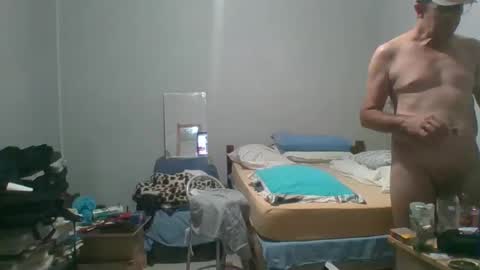 Snapshot of machoalex chatting on December 2024 10:10:02 AM MACHOLIVRE online show from December 2024 10:10:02 AM