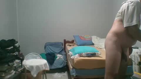 Snapshot of machoalex chatting on January 2025 09:27:01 AM MACHOLIVRE online show from January 2025 09:27:01 AM