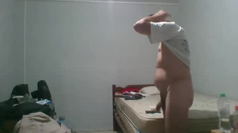 Snapshot of machoalex chatting on February 2025 02:42:02 AM MACHOLIVRE online show from February 2025 02:42:02 AM