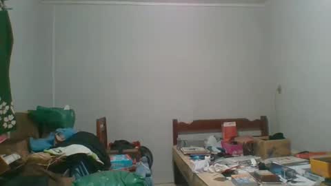 Snapshot of machoalex chatting on February 2025 12:27:02 PM MACHOLIVRE online show from February 2025 12:27:02 PM