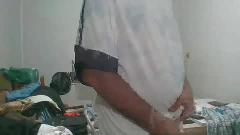 Snapshot of machoalex chatting on March 2025 04:58:02 AM MACHOLIVRE online show from March 2025 04:58:02 AM