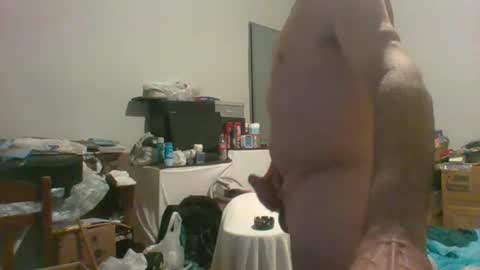 Snapshot of machoalex chatting on September 2025 06:56:02 AM MACHOLIVRE online show from September 2025 06:56:02 AM