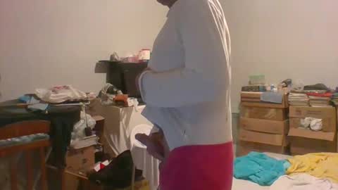 Snapshot of machoalex chatting on November 2025 04:55:01 AM MACHOLIVRE online show from November 2025 04:55:01 AM