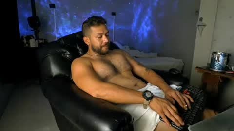 Snapshot of machohandsome chatting on June 2026 10:17:02 AM Javier papichulo master how do you want online show from June 2026 10:17:02 AM