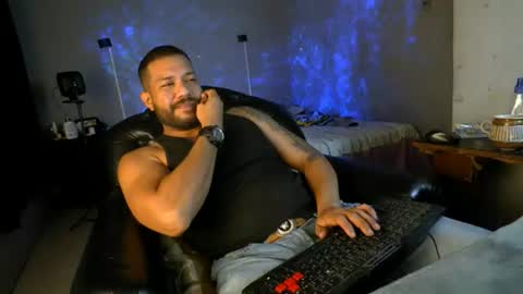 Snapshot of machohandsome chatting on June 2026 08:59:02 AM Javier papichulo master how do you want online show from June 2026 08:59:02 AM