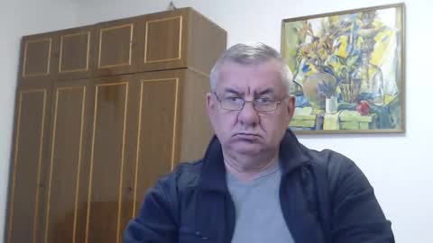 Snapshot of machomale3 chatting on December 2024 11:17:01 AM Macho online show from December 2024 11:17:01 AM